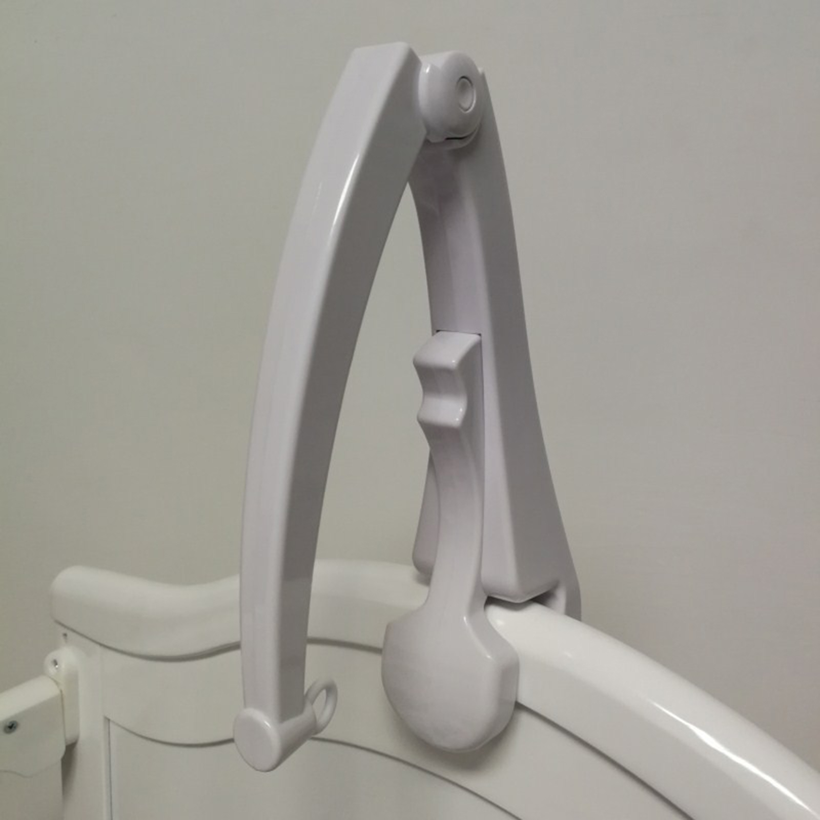 Infant Baby Crib Bell Holder M - Baby Nursery Music 评论和价格