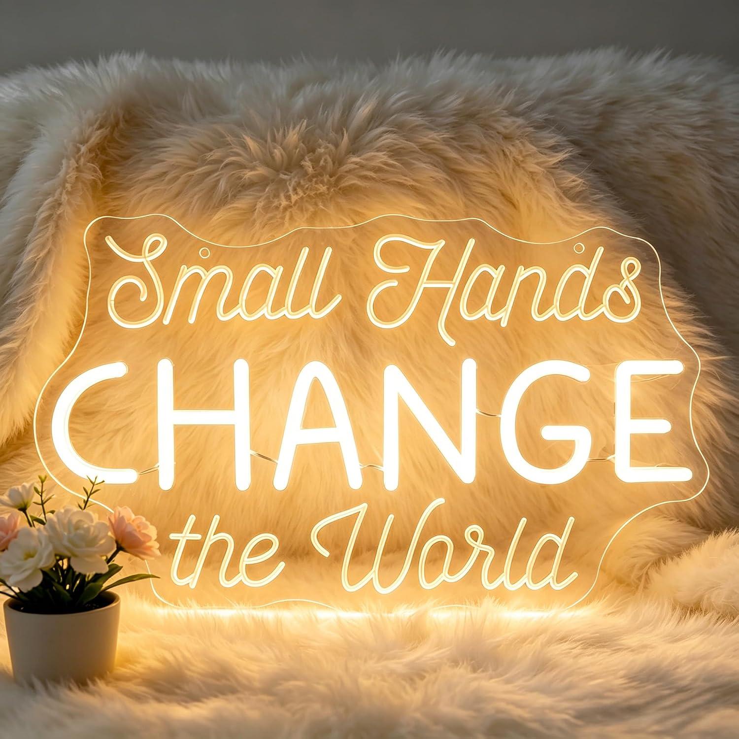 Small Hands Change the World N - Baby Nursery Wall Lights 评论和价格