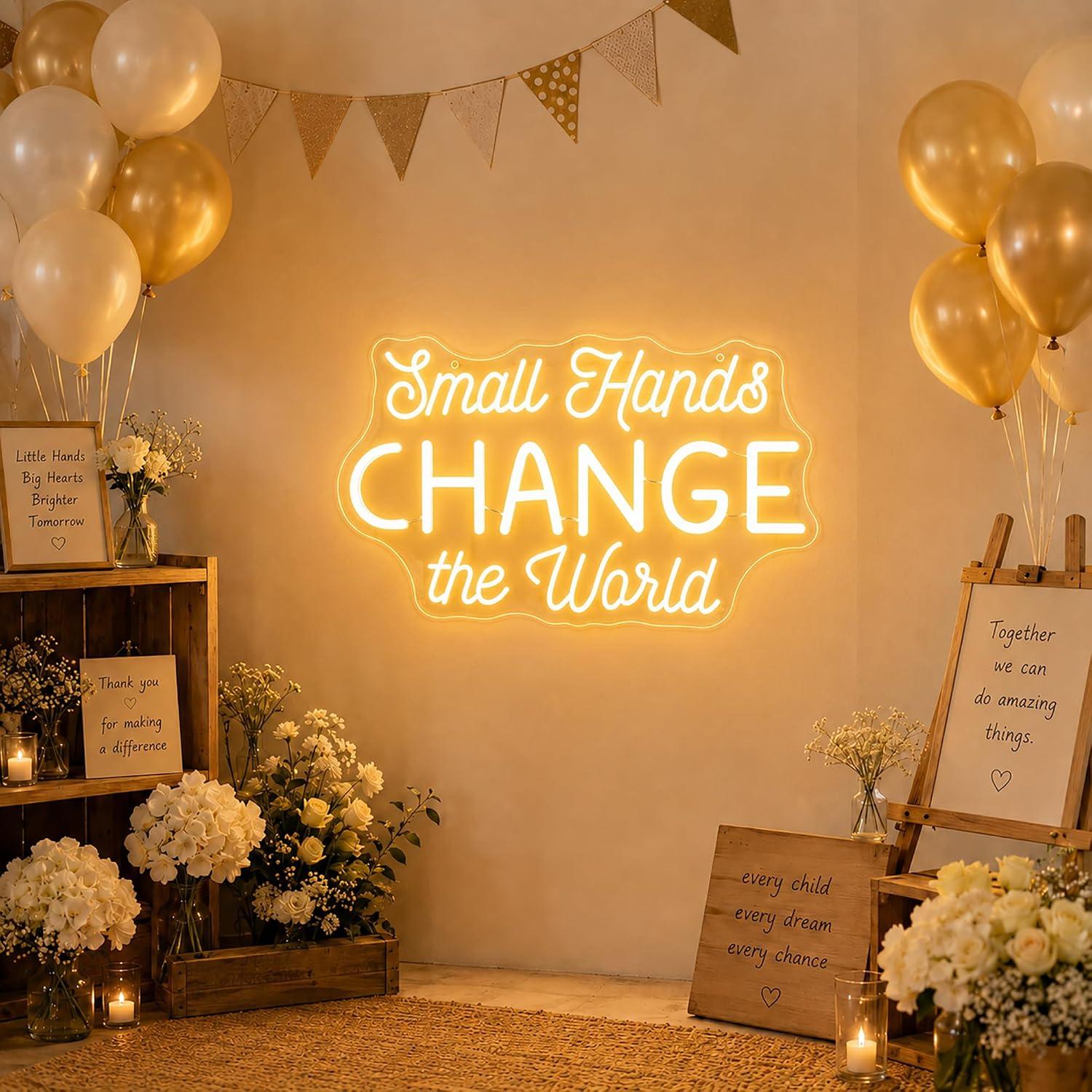 Small Hands Change the World N - Baby Nursery Wall Lights 评论和价格