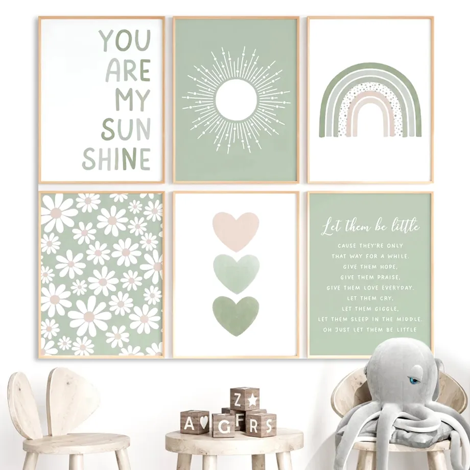 Crocodile Smiles at the Sun –  - Baby Nursery Wall Lights 评论和价格